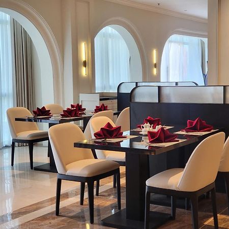 Cosmo Stars Hotel Bac Lieu Екстериор снимка