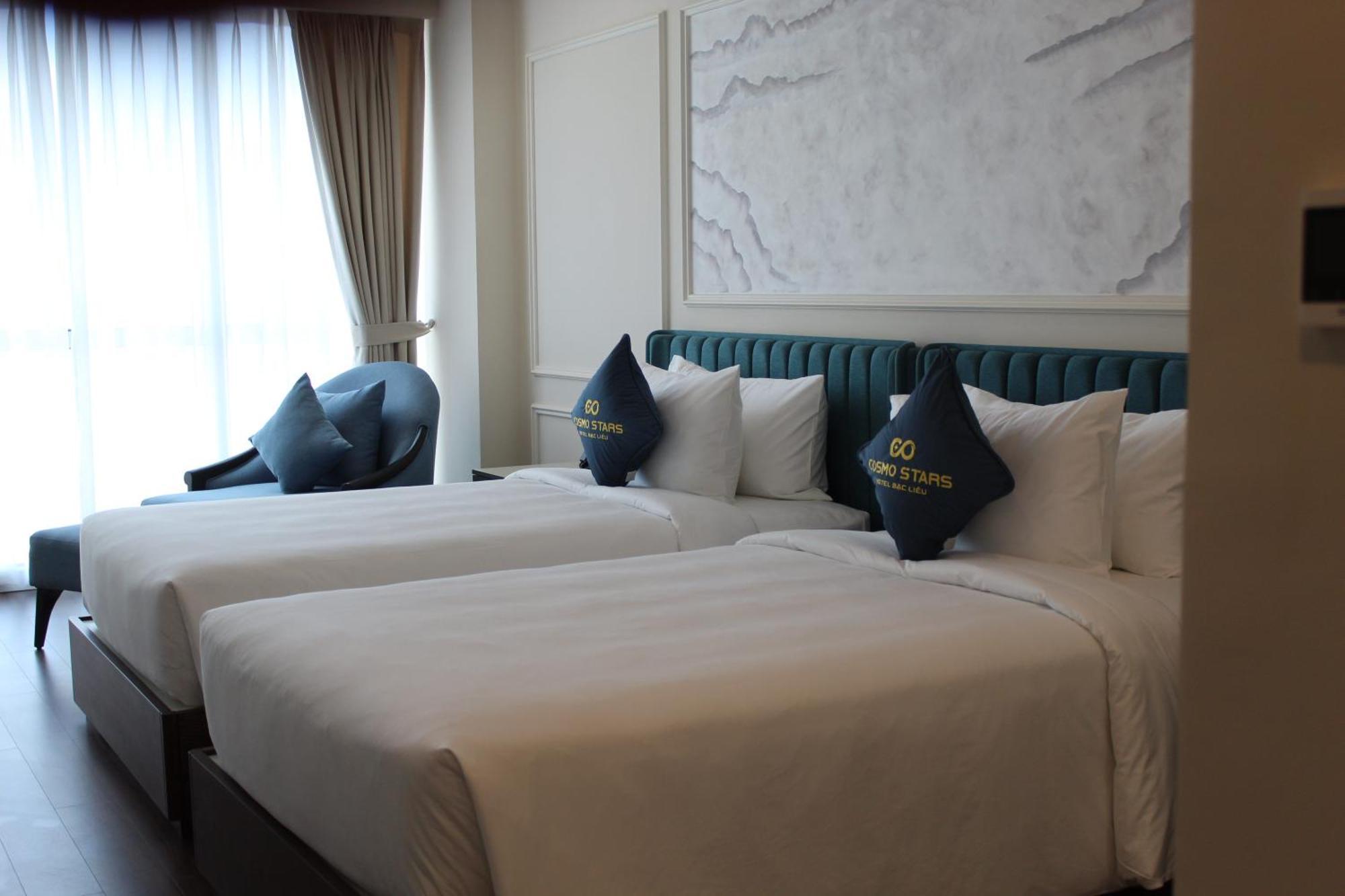Cosmo Stars Hotel Bac Lieu Екстериор снимка