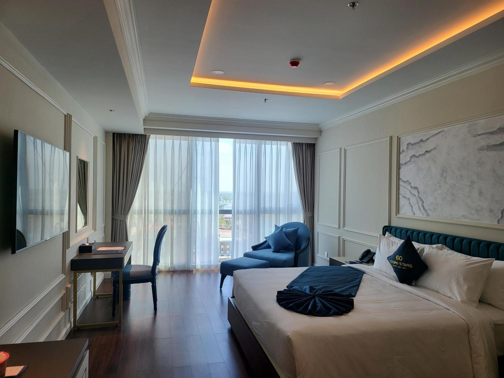Cosmo Stars Hotel Bac Lieu Екстериор снимка
