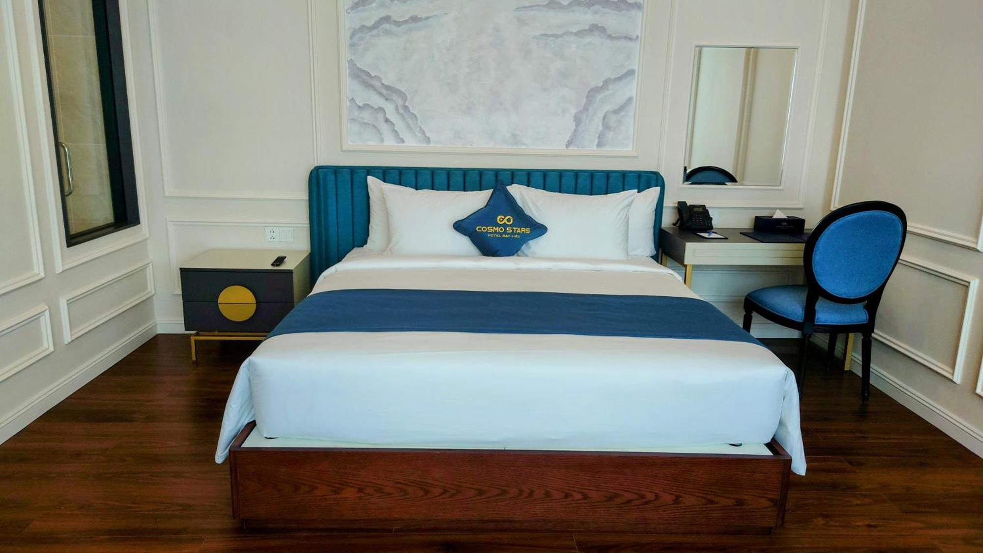 Cosmo Stars Hotel Bac Lieu Екстериор снимка