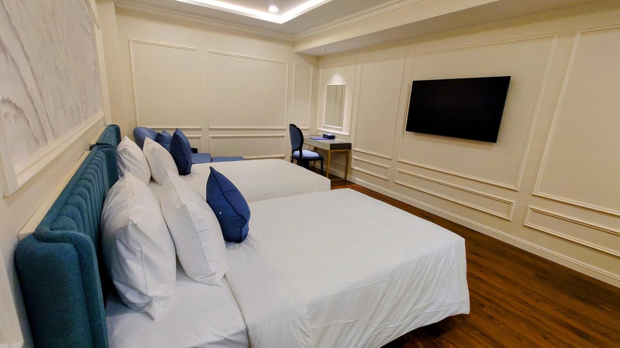 Cosmo Stars Hotel Bac Lieu Екстериор снимка