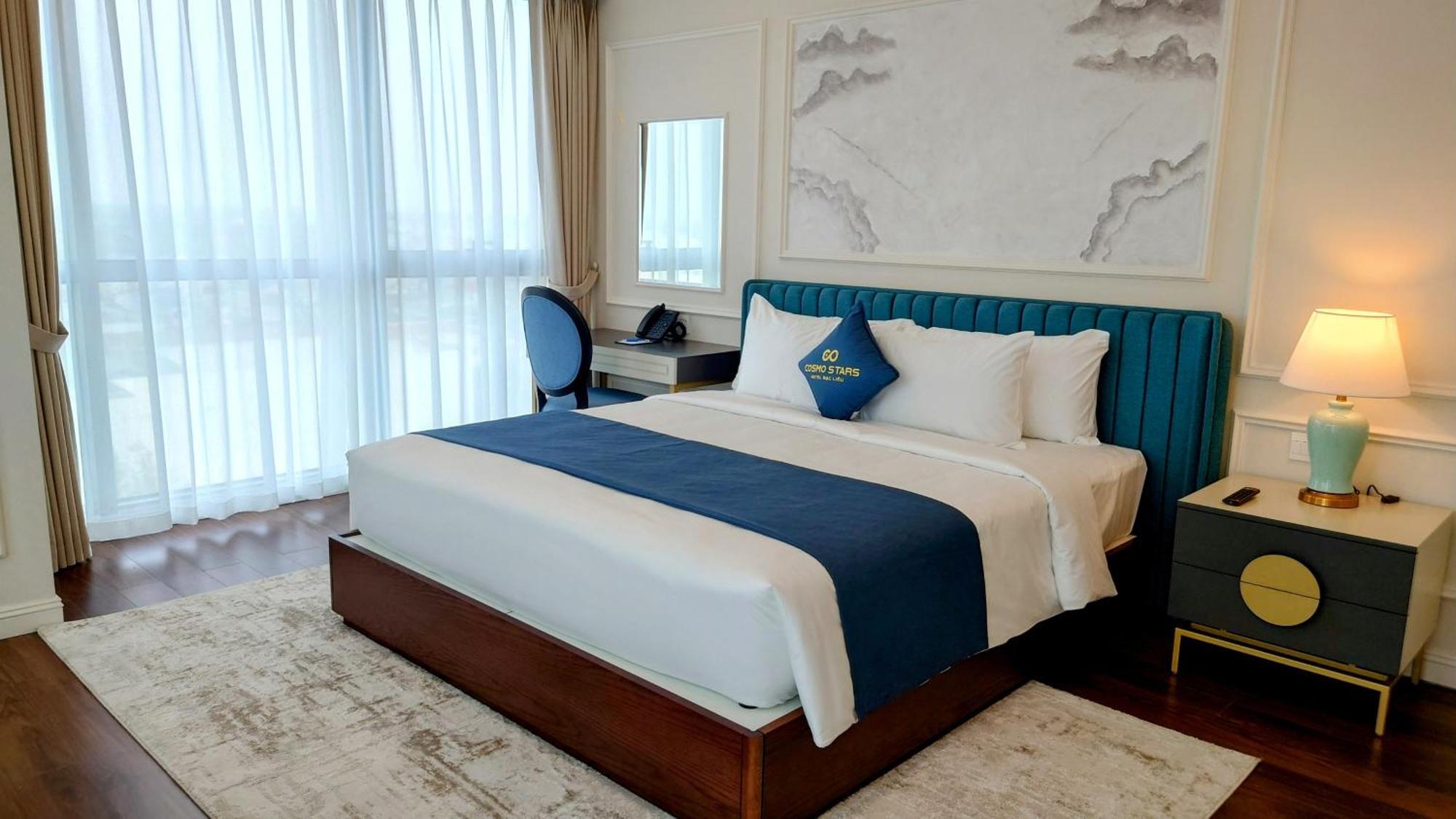 Cosmo Stars Hotel Bac Lieu Екстериор снимка